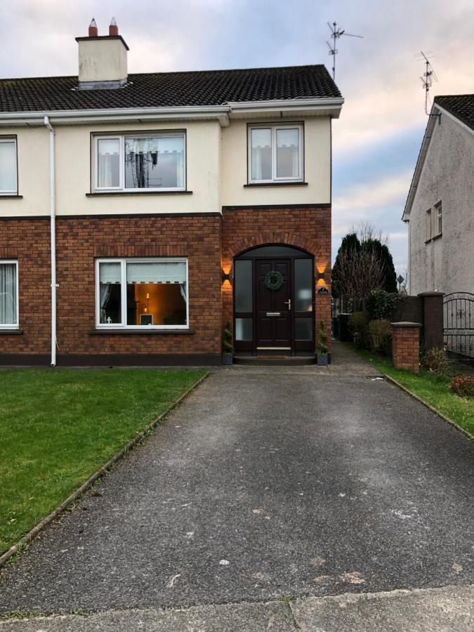 Fraunhill Villa Swinford Buitenkant foto